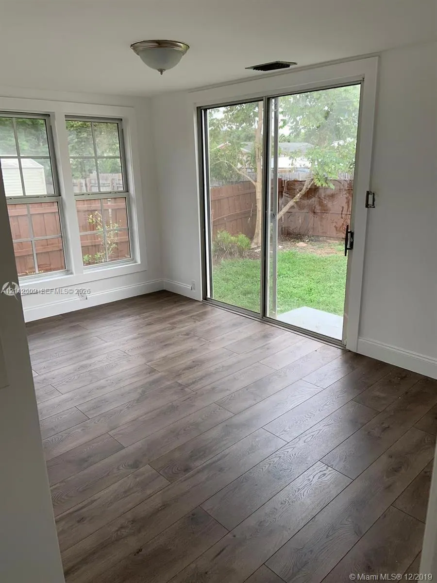215 4th Street #1