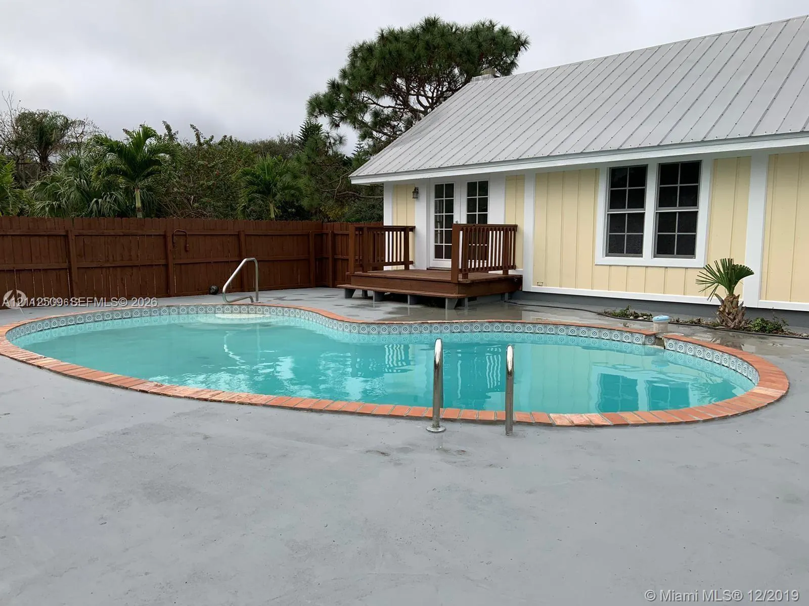 215 4th Street #1