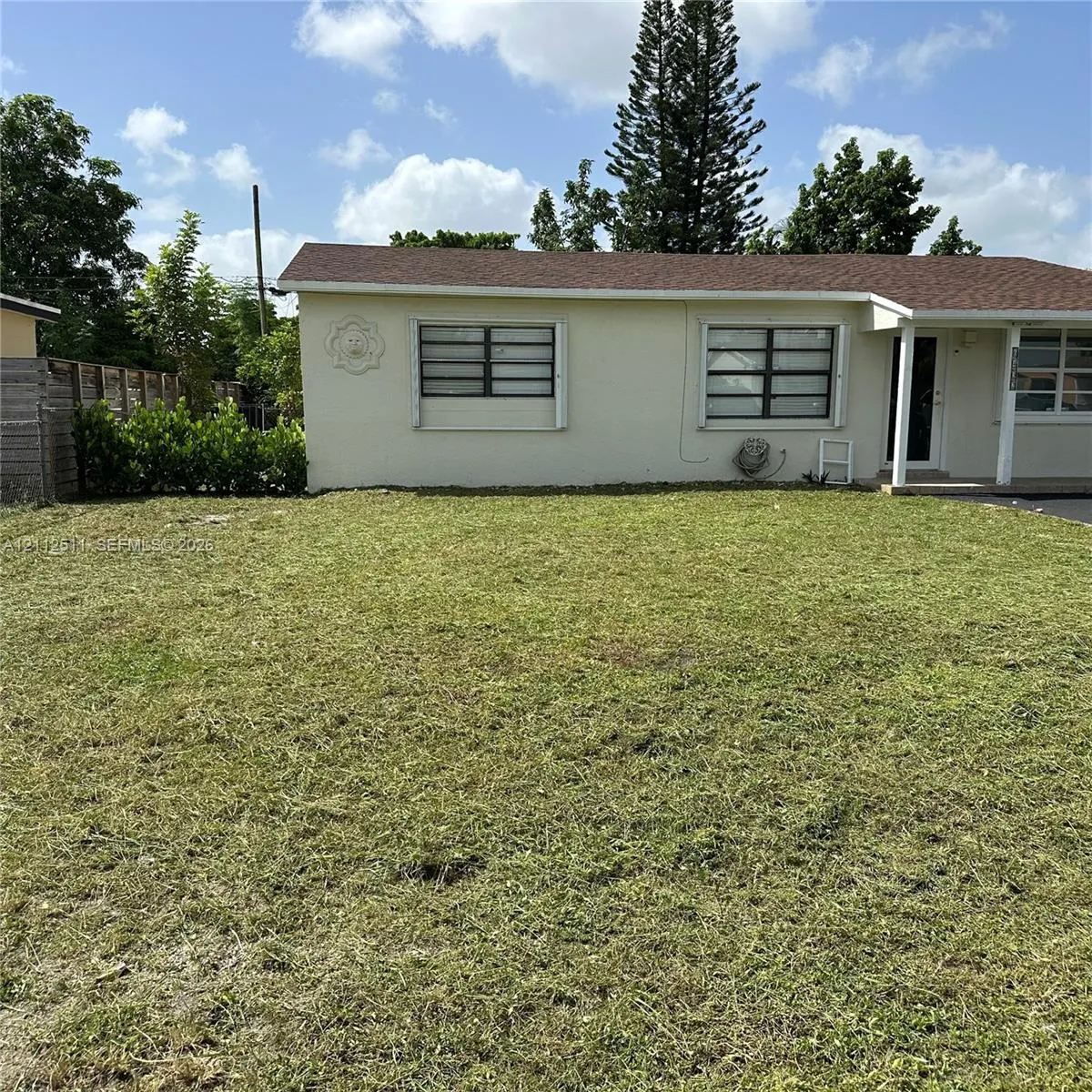 6432 Flagler Street #1