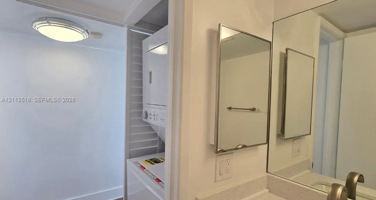 600 NE 36th Street #1517