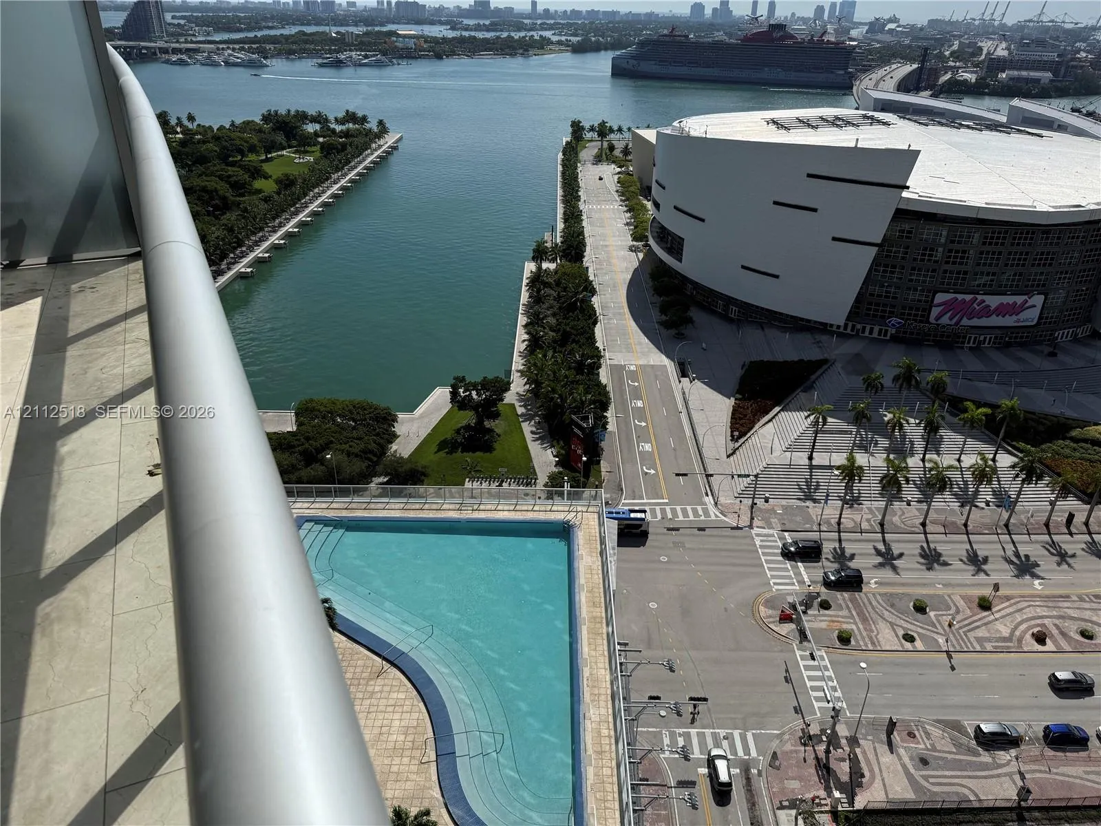 888 Biscayne Boulevard #2302