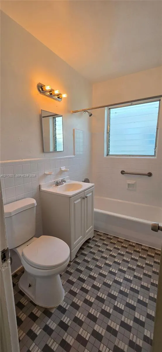 725 83rd Street #3