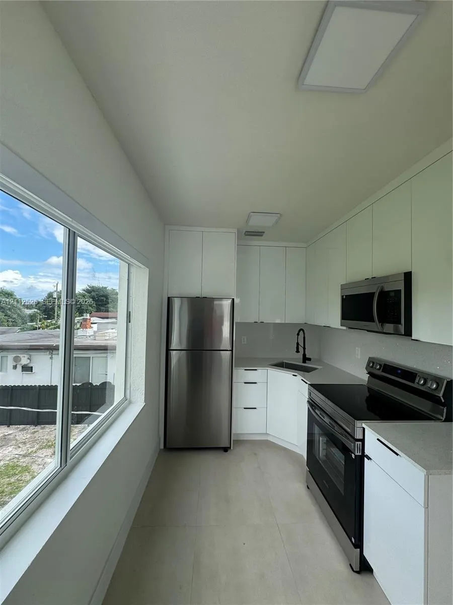 351 E 14th Street #353