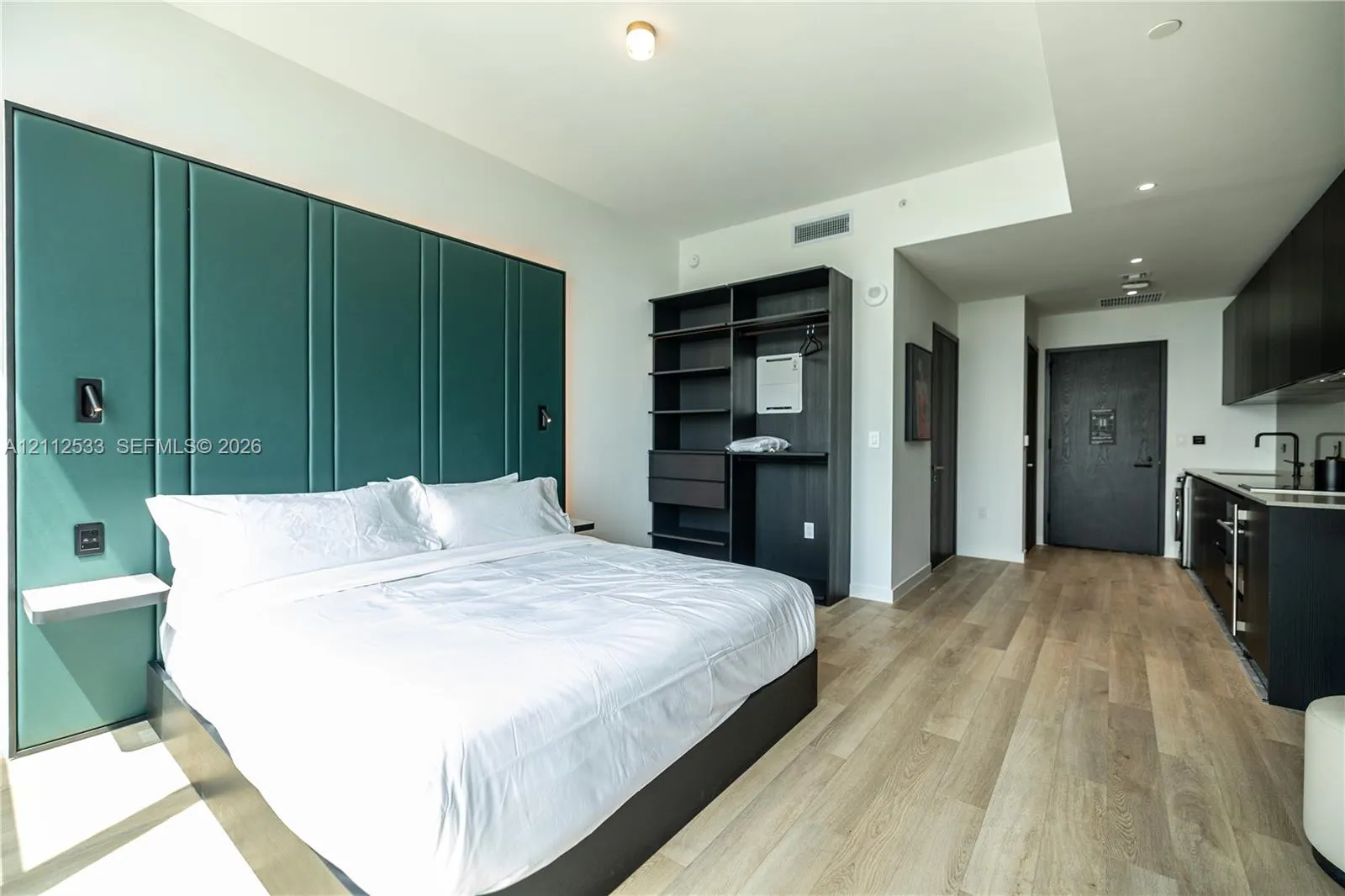 20 NE 11th Street #5306