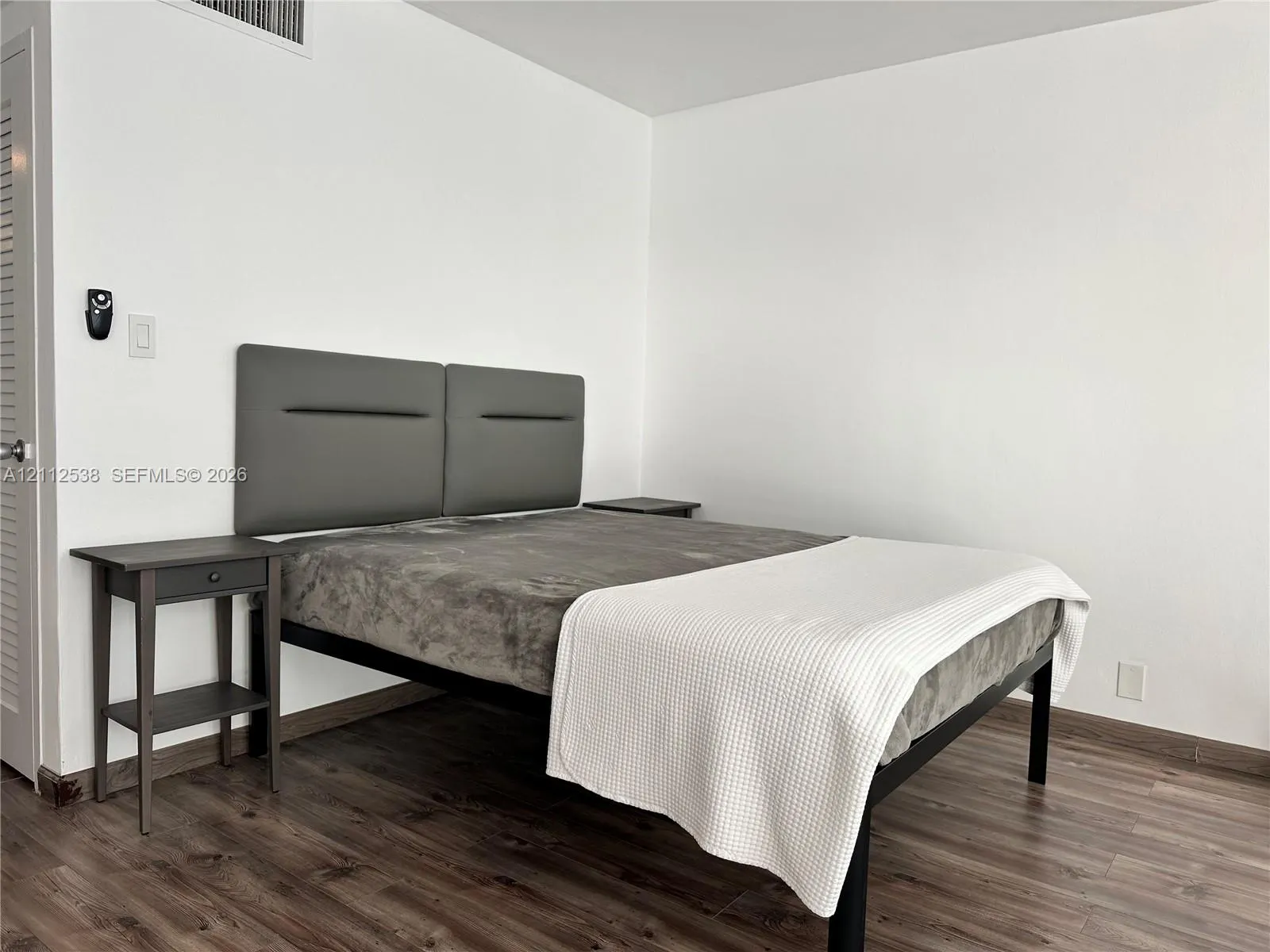 1200 West Avenue #724