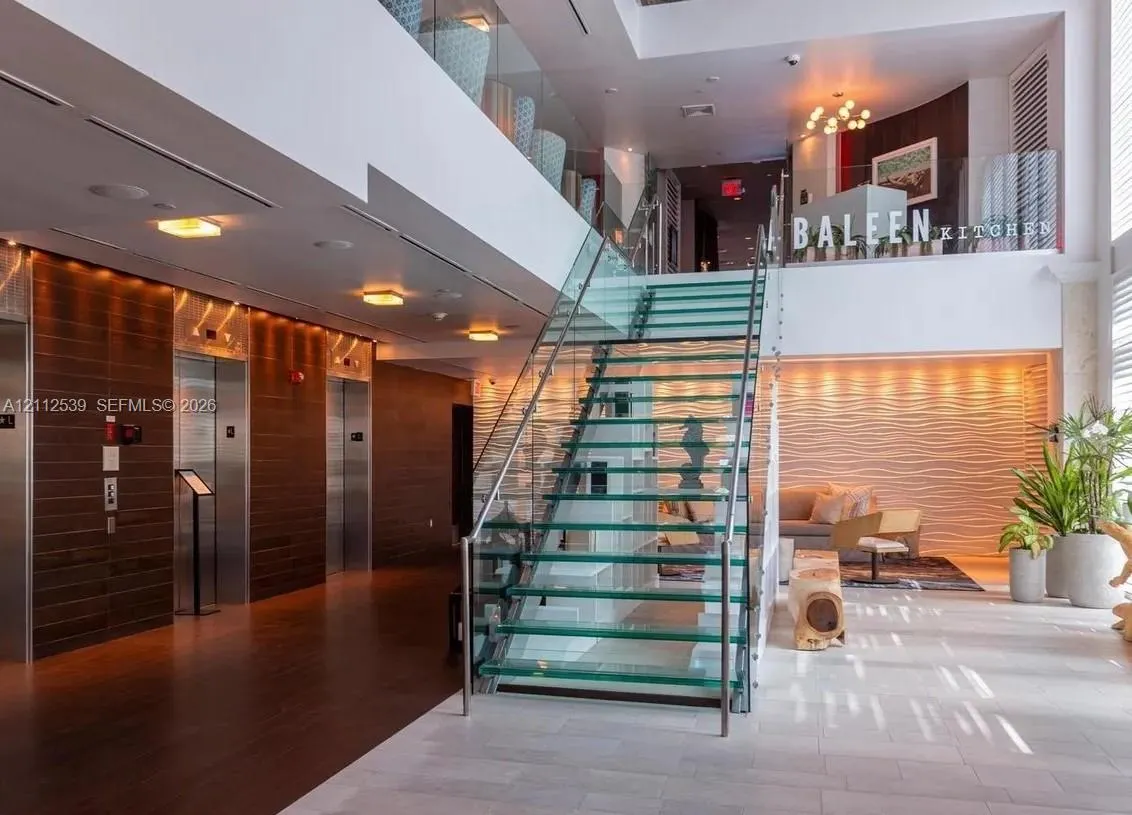 17315 Collins Avenue #705