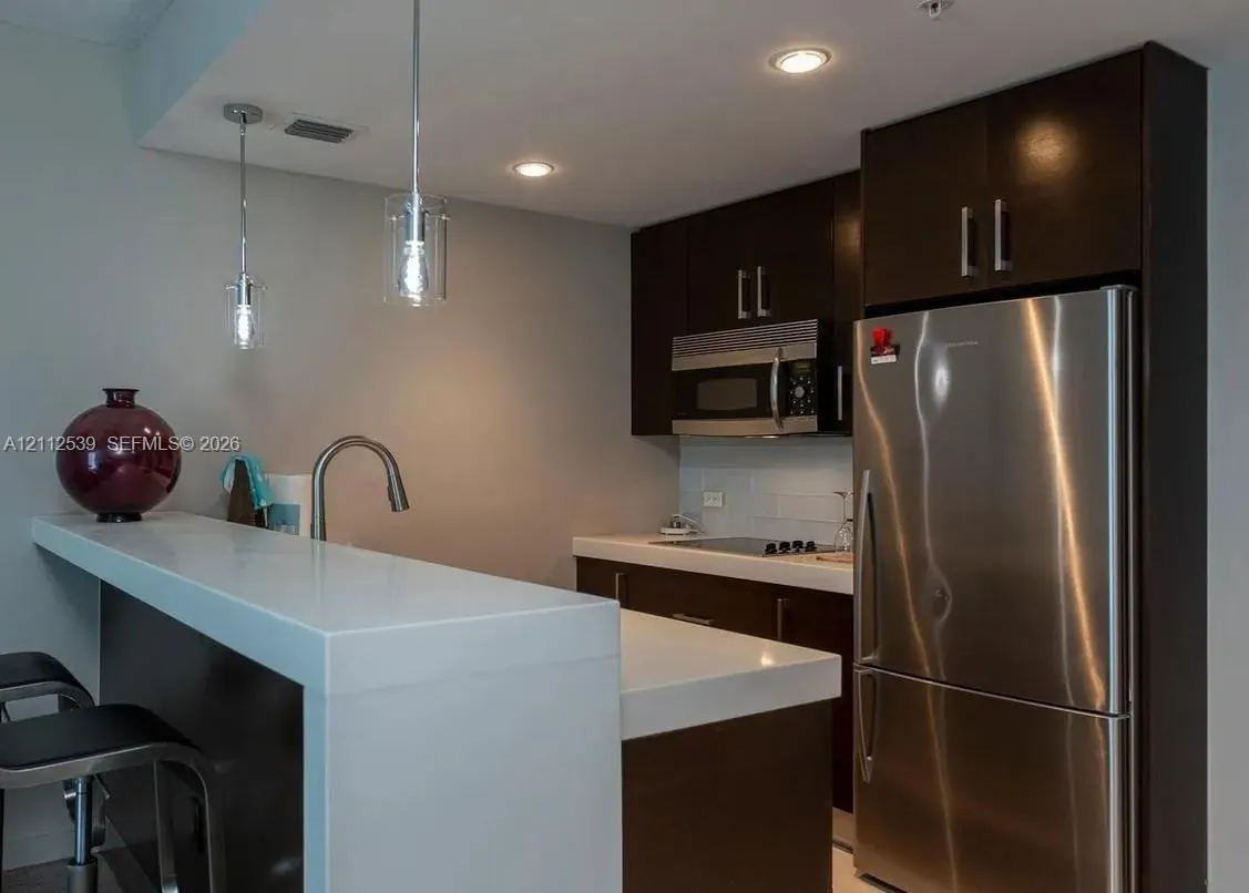 17315 Collins Avenue #705