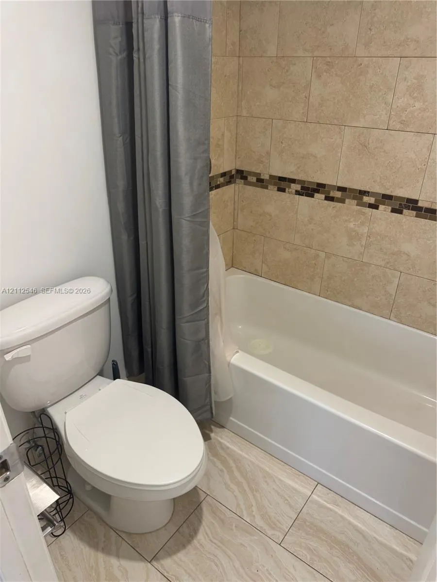 1301 NE Miami Gardens Drive #515W