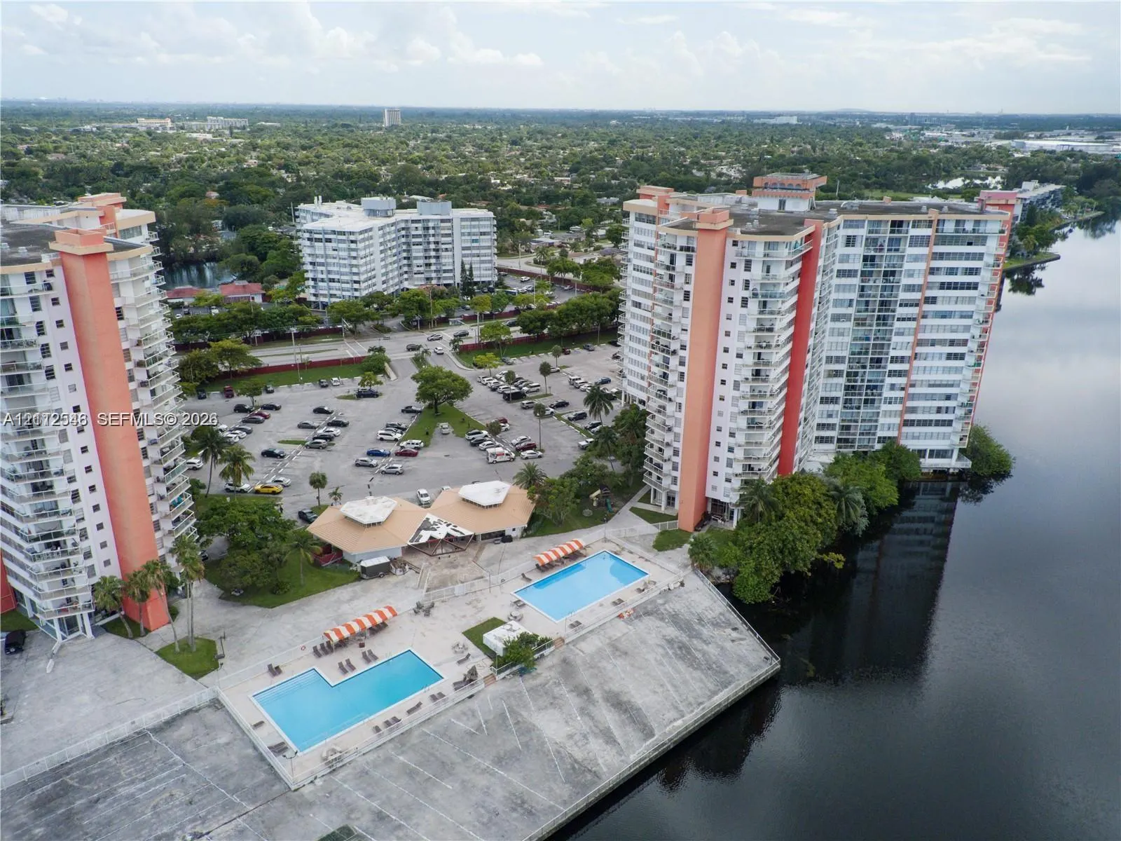 1301 NE Miami Gardens Drive #515W