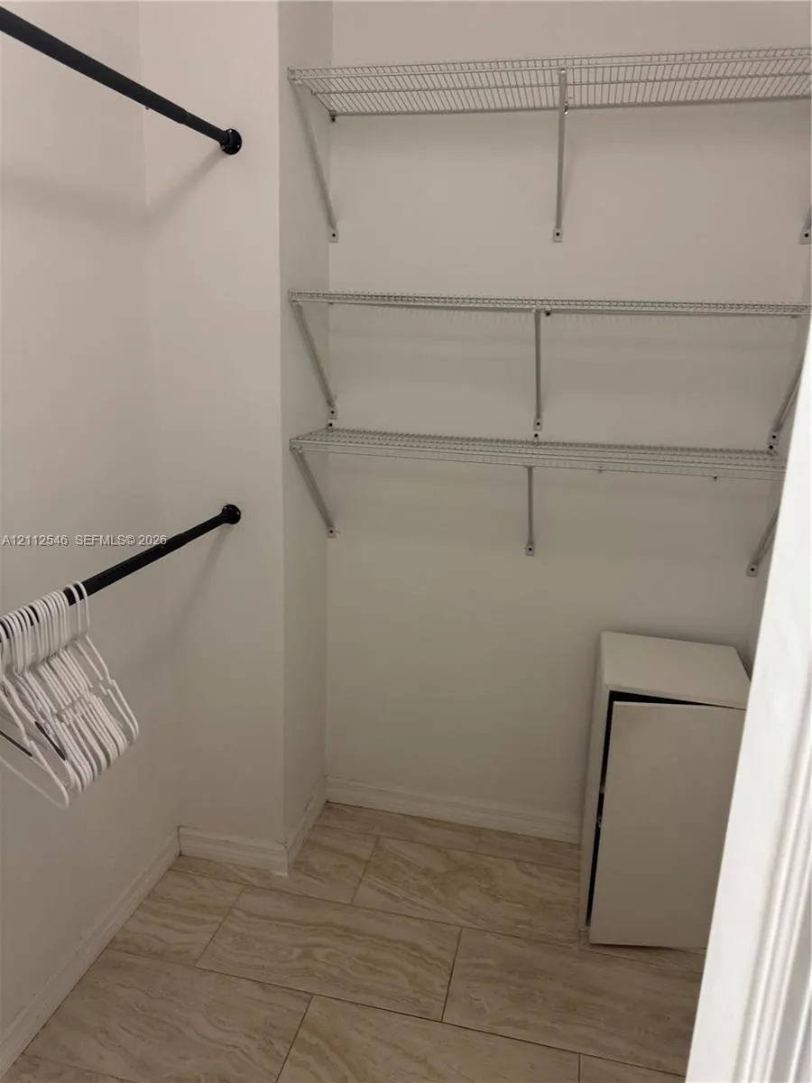 1301 NE Miami Gardens Drive #515W