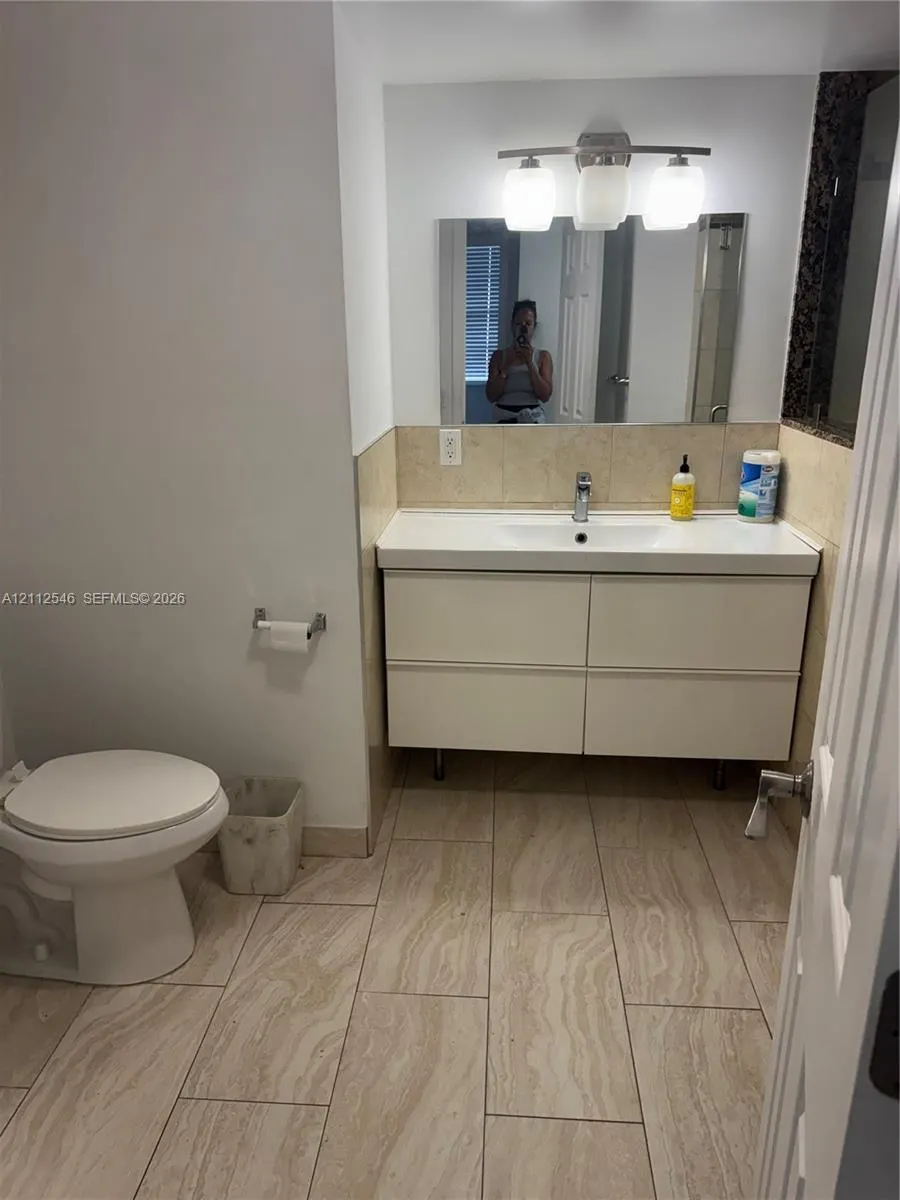 1301 NE Miami Gardens Drive #515W