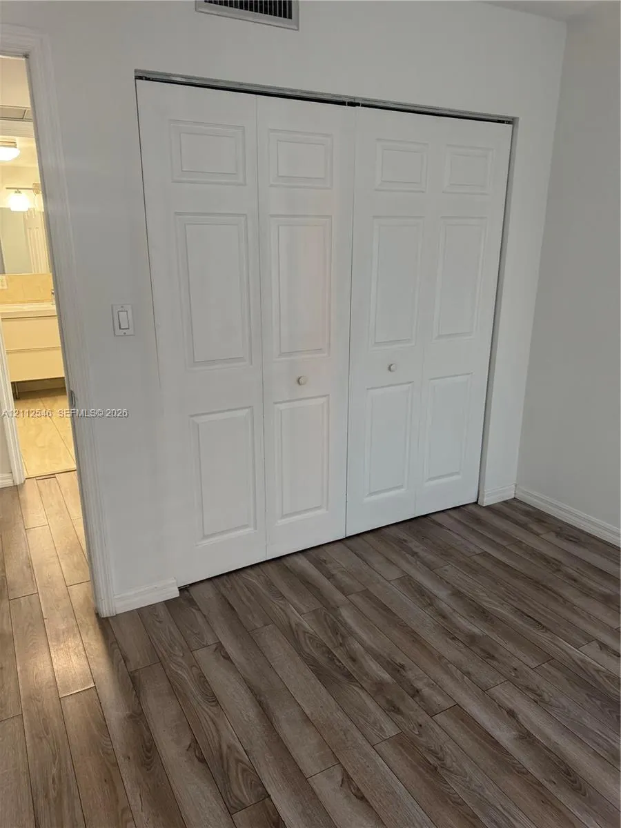 1301 NE Miami Gardens Drive #515W