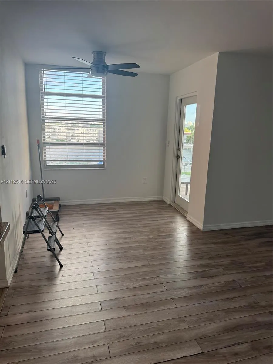 1301 NE Miami Gardens Drive #515W