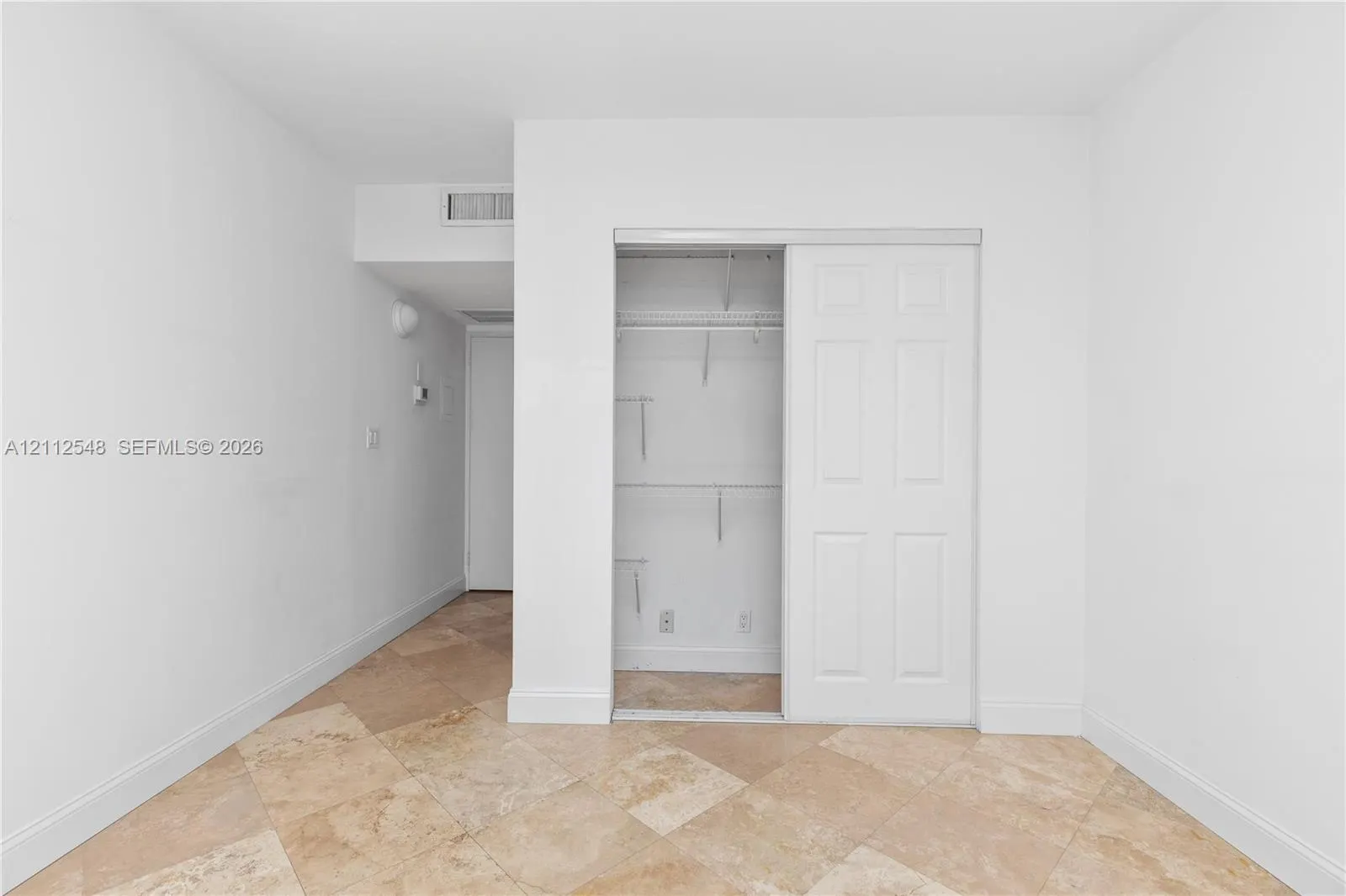 5700 Collins Avenue #10D