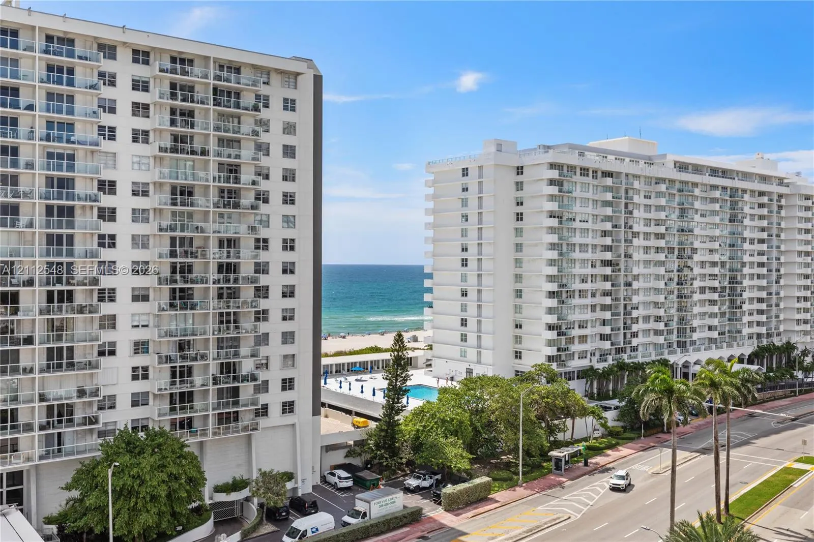 5700 Collins Avenue #10D