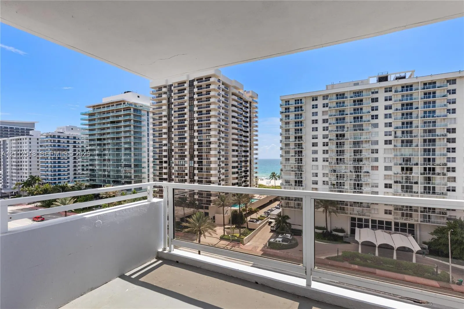 5700 Collins Avenue #10D