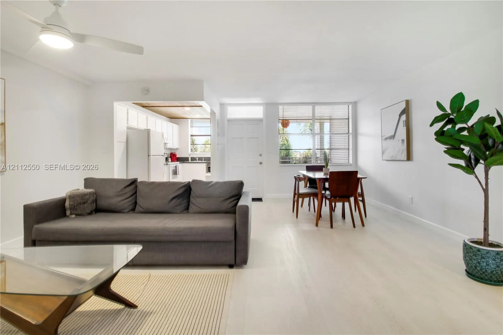 109 Paradise Harbour Boulevard #406