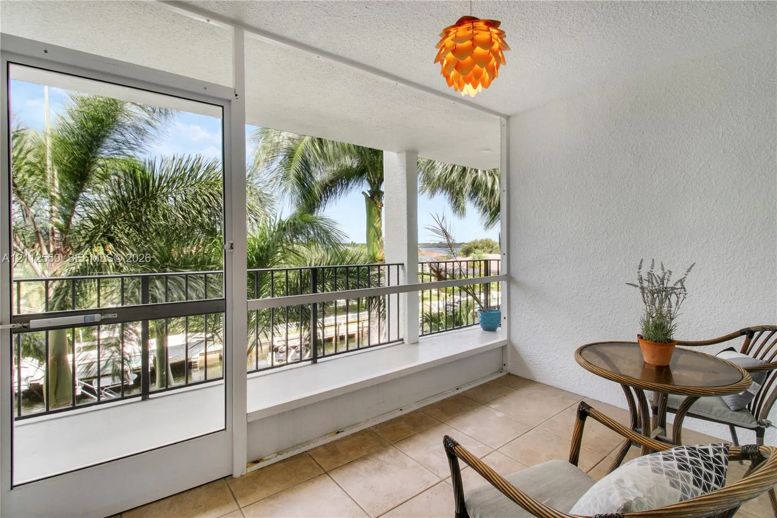 109 Paradise Harbour Boulevard #406