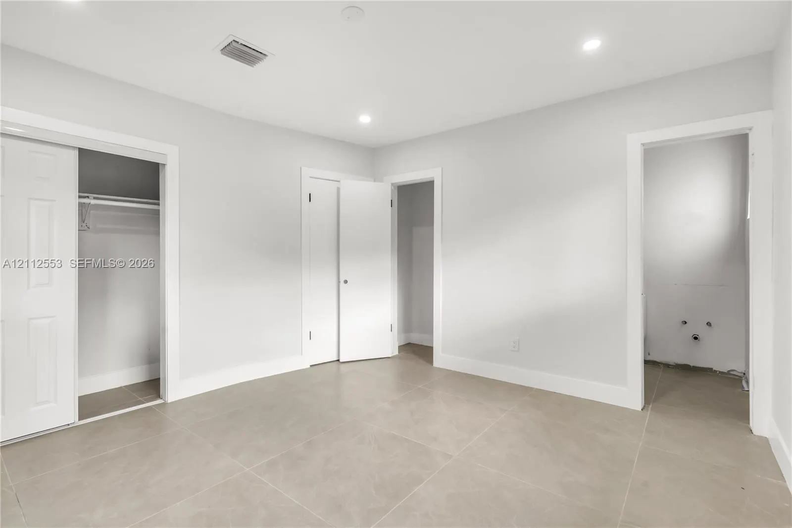 1410 NE 161st Street