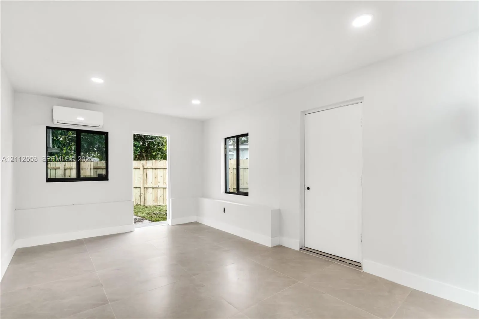 1410 NE 161st Street