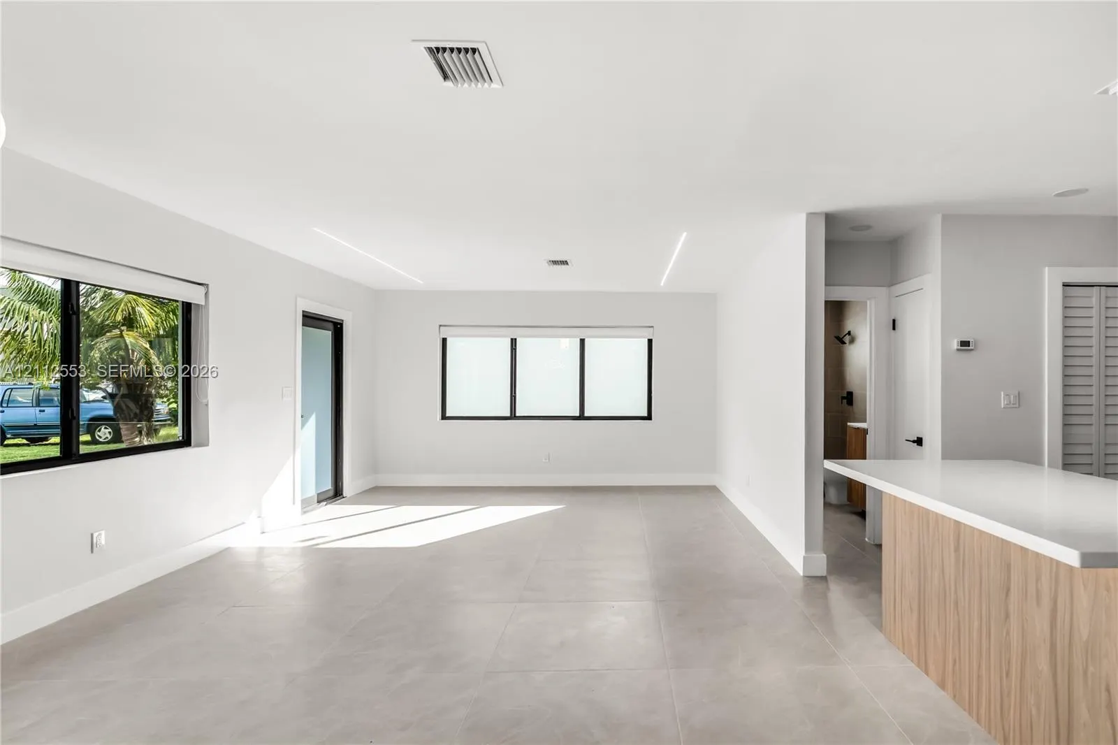 1410 NE 161st Street