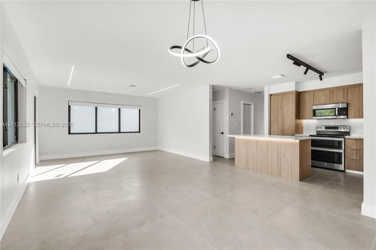 1410 NE 161st Street