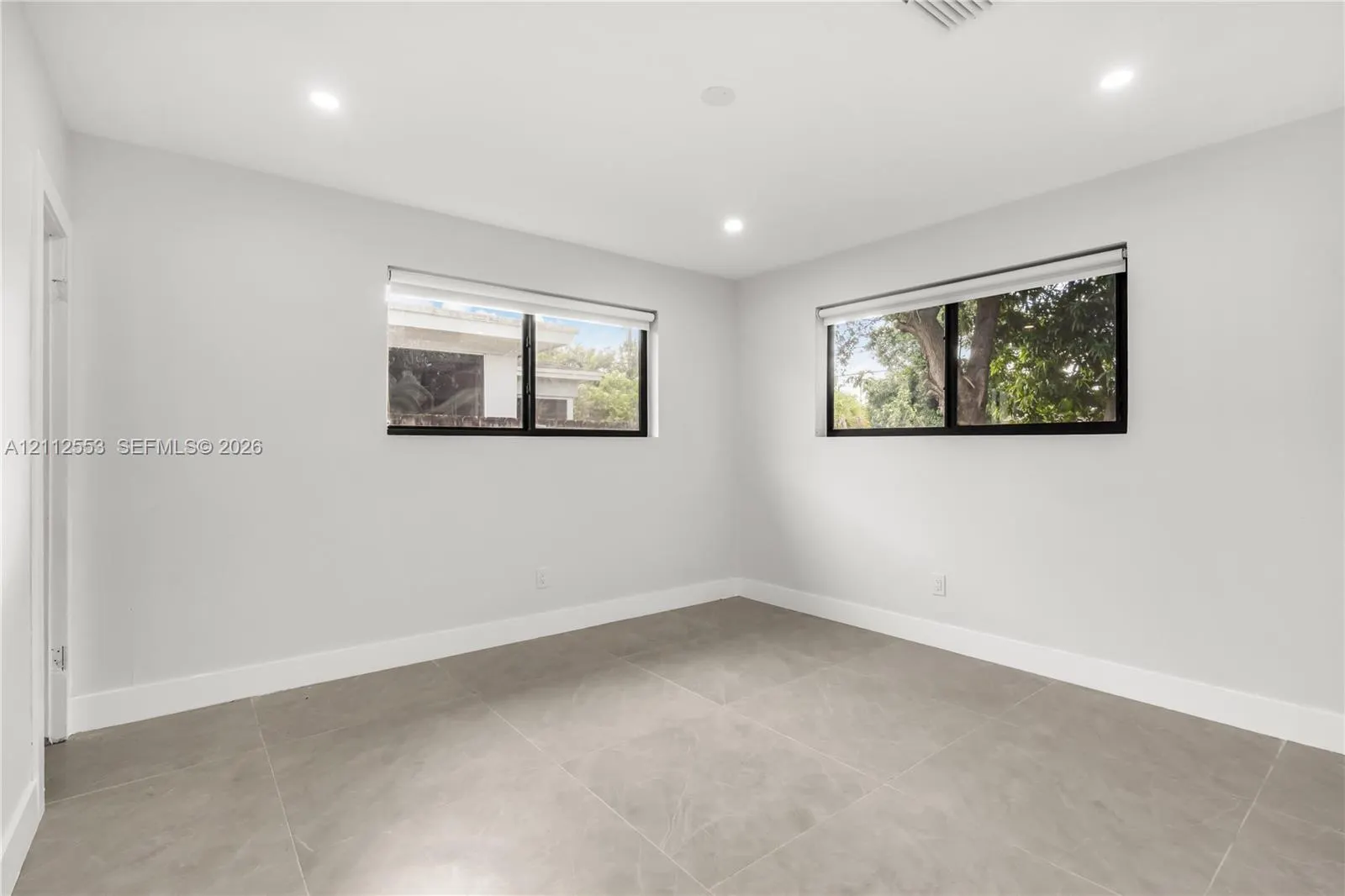 1410 NE 161st Street
