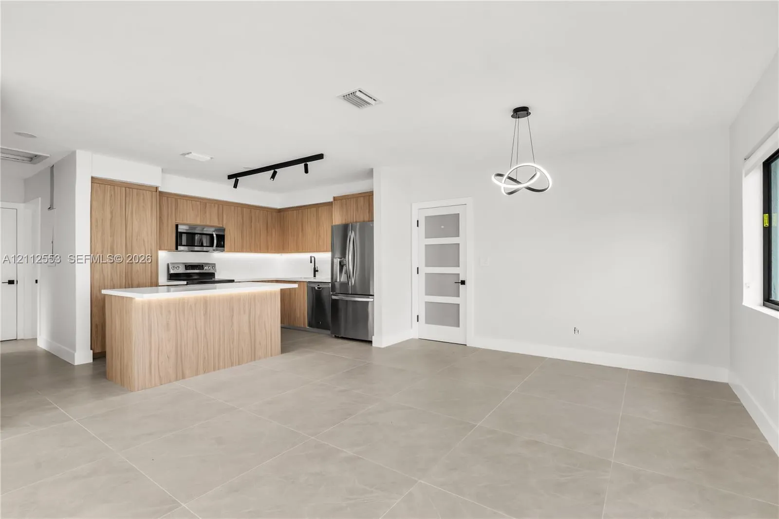 1410 NE 161st Street