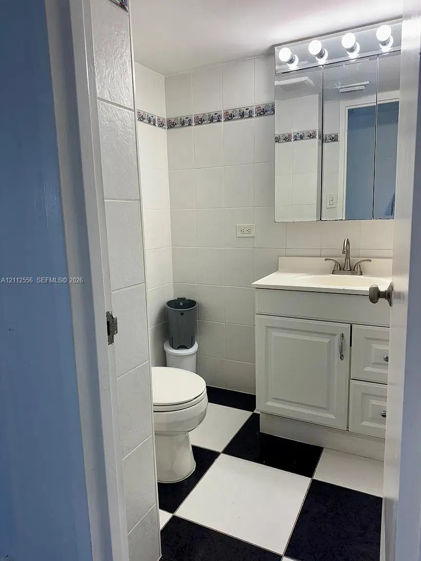 8400 Byron Avenue #4E