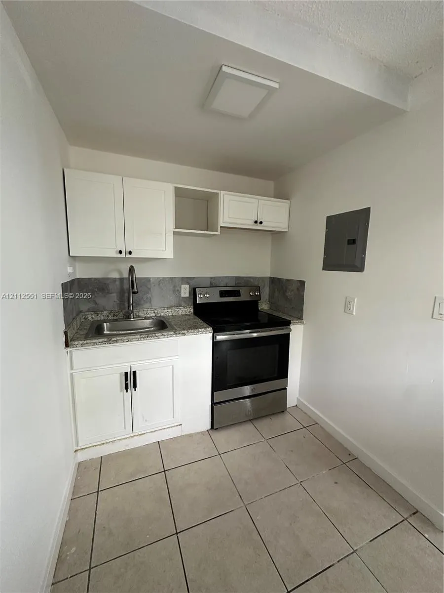6901 NW 8th Avenue #2