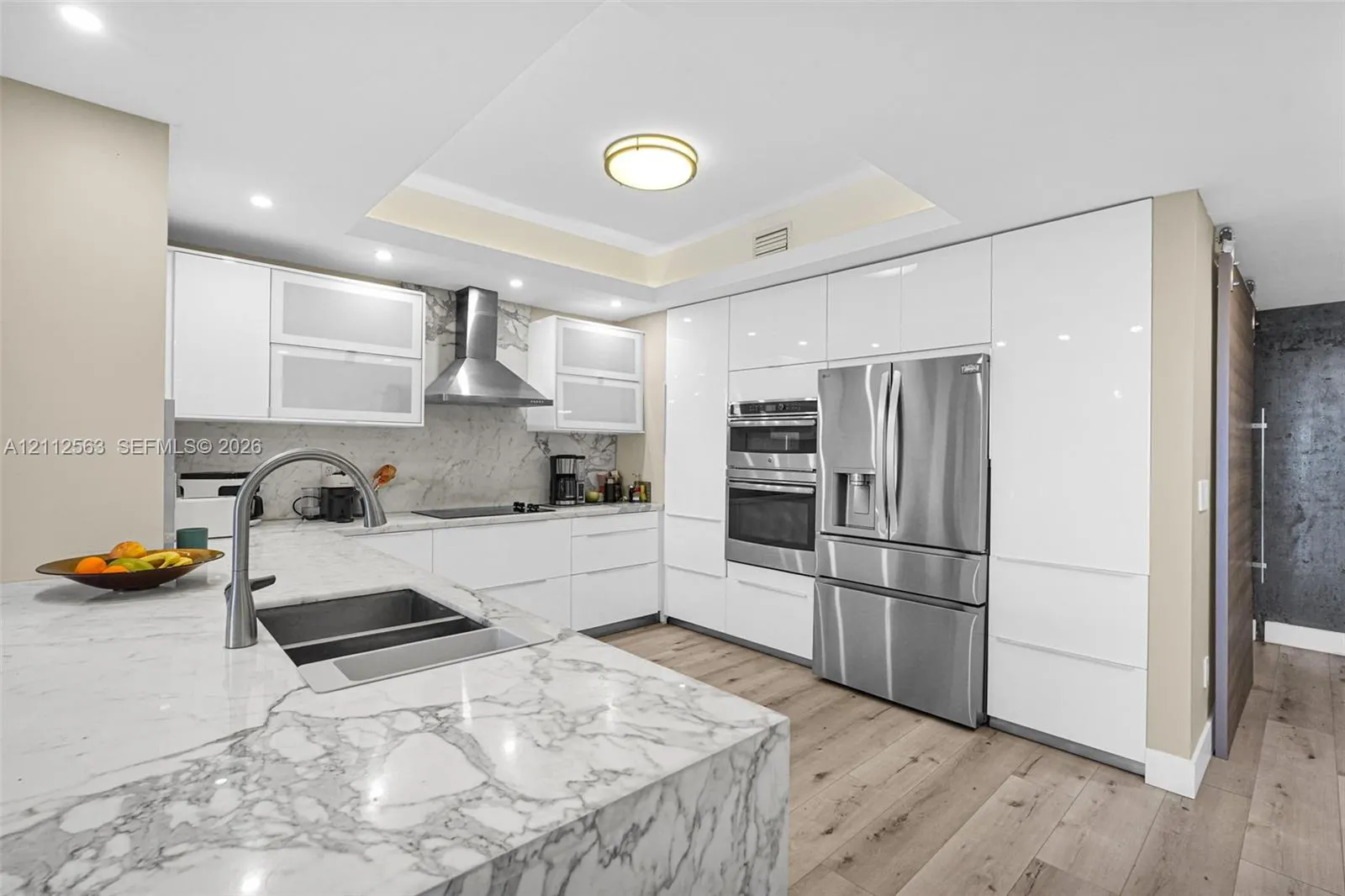 3330 NE 190th Street #2016