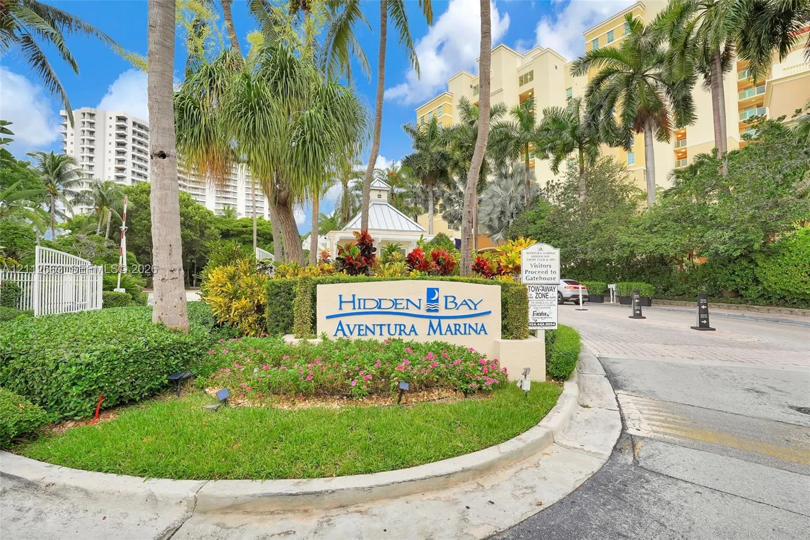 3330 NE 190th Street #2016