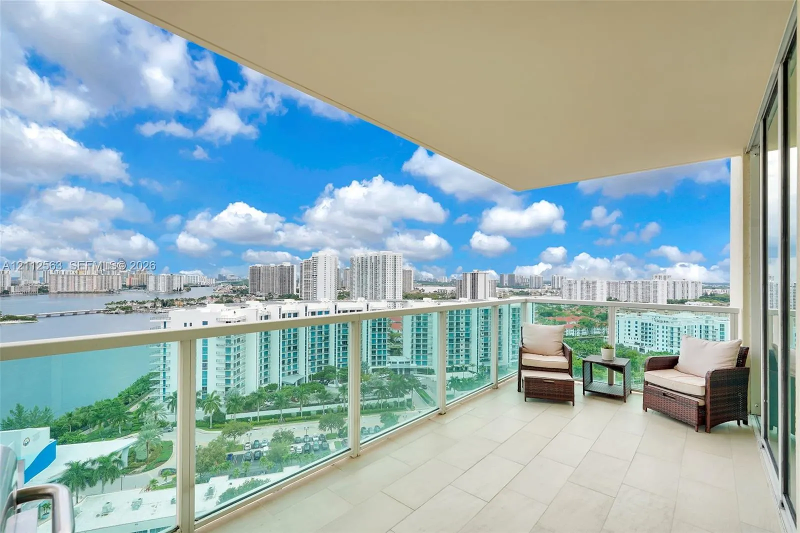 3330 NE 190th Street #2016