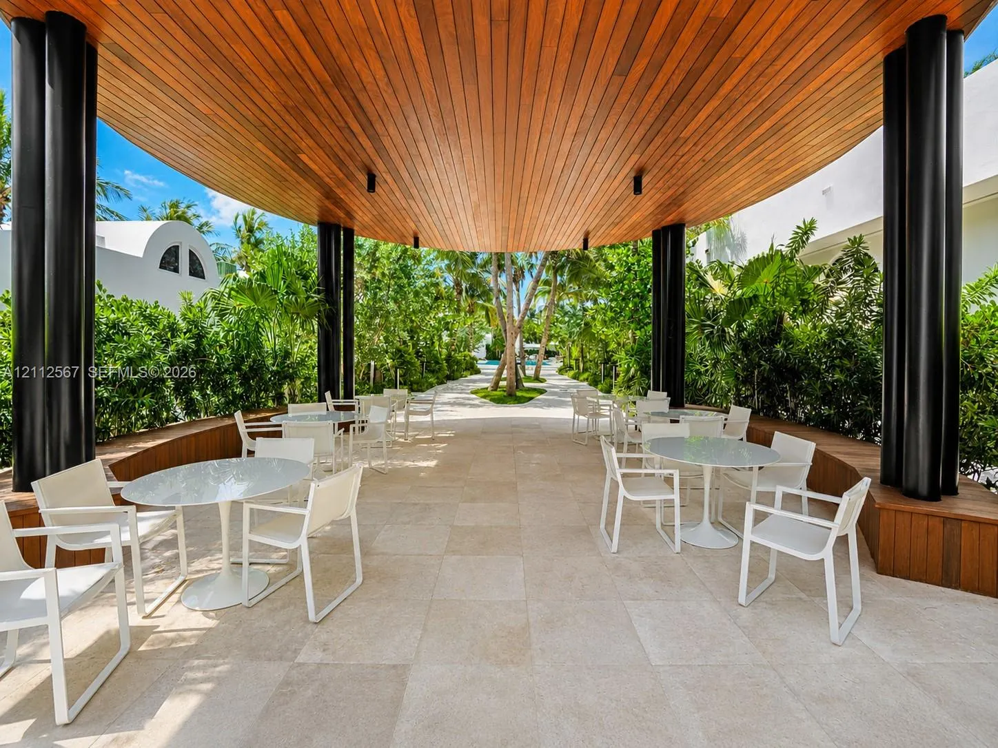 6365 Collins Avenue #3208