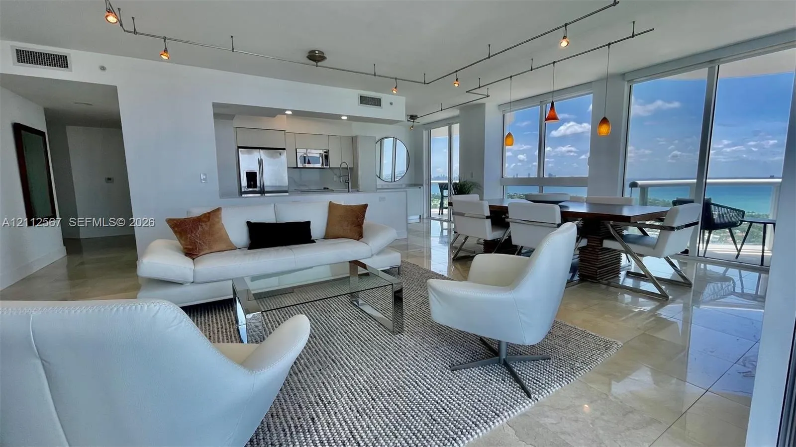 6365 Collins Avenue #3208