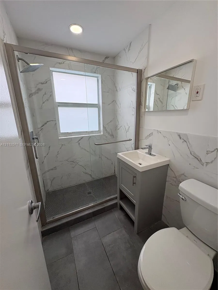 3237 SW 4th Street #12