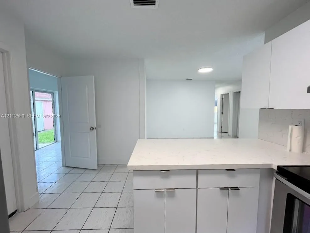 27 NW 51st Avenue #27