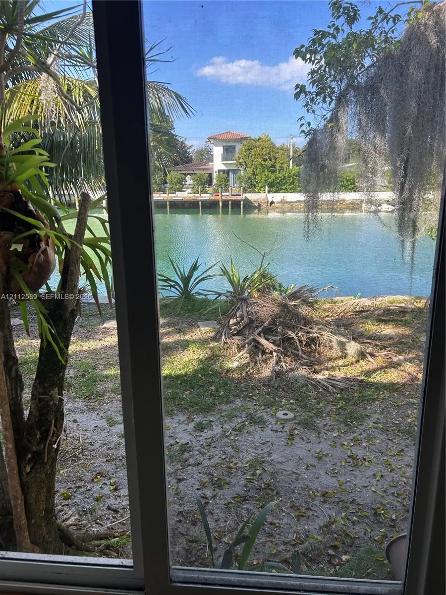 1795 Calais Drive #4