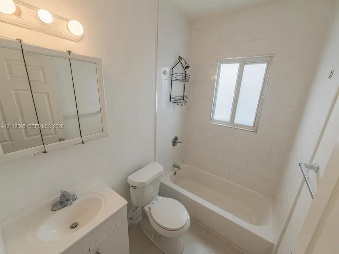 1154 W 25th Street #1154