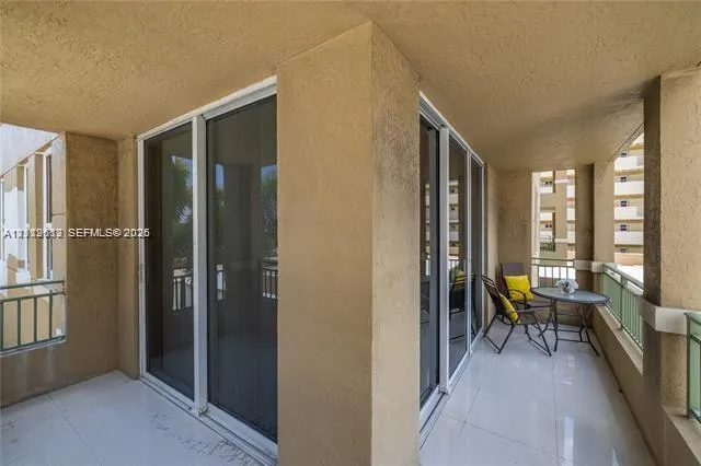 2080 S Ocean Drive #202
