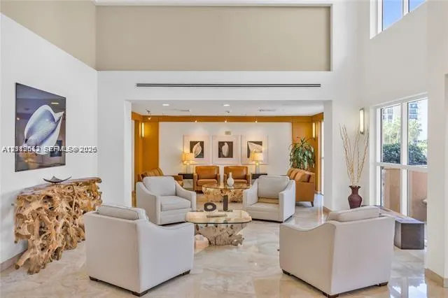 2080 S Ocean Drive #202