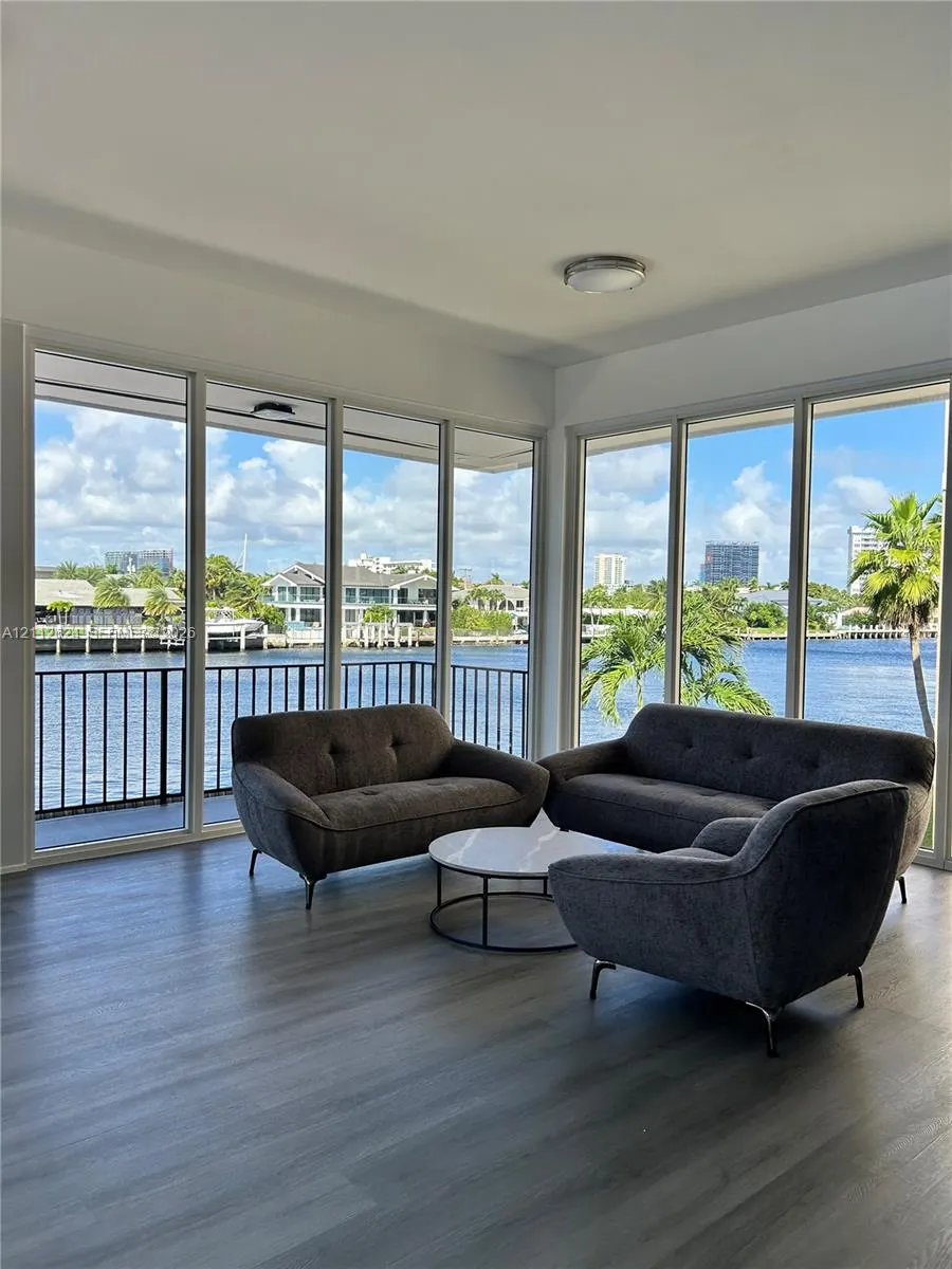 3113 S Ocean Drive #302