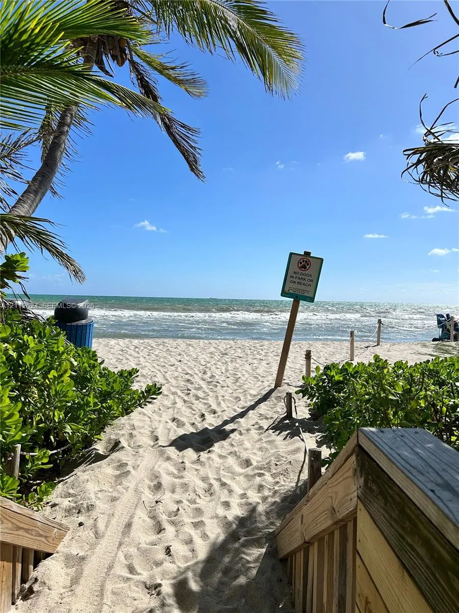 3113 S Ocean Drive #302