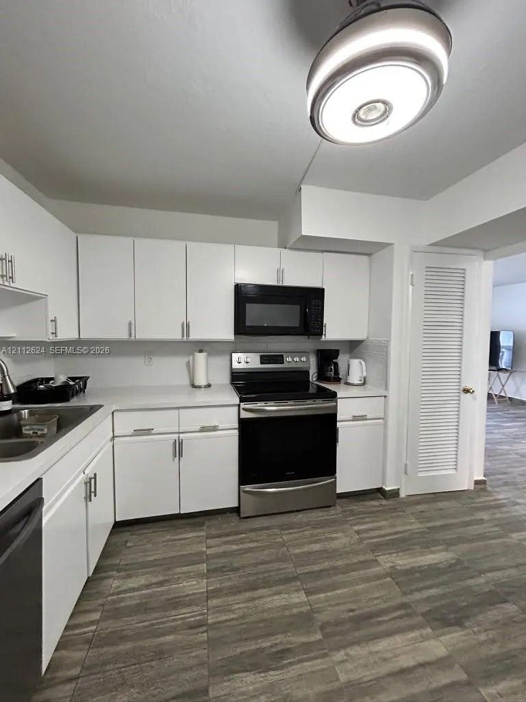 3113 S Ocean Drive #302