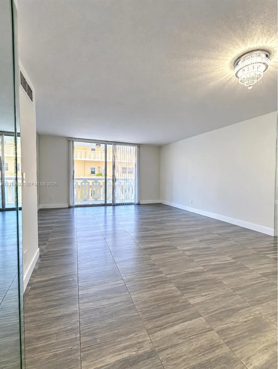 3113 S Ocean Drive #302