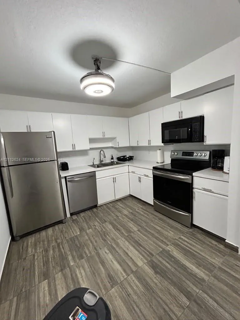 3113 S Ocean Drive #302