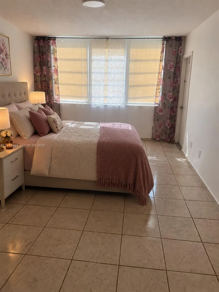 1770 NE 191st Street #104-1