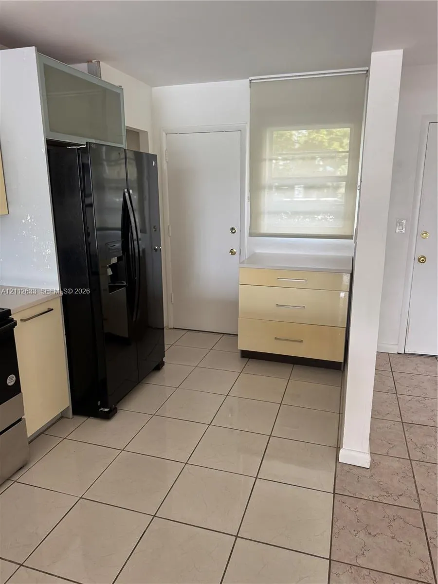 1770 NE 191st Street #104-1