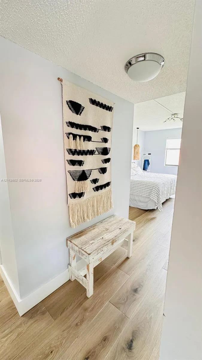 223 Lakeview Drive #204