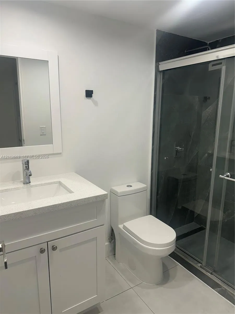 10185 Collins Avenue #523